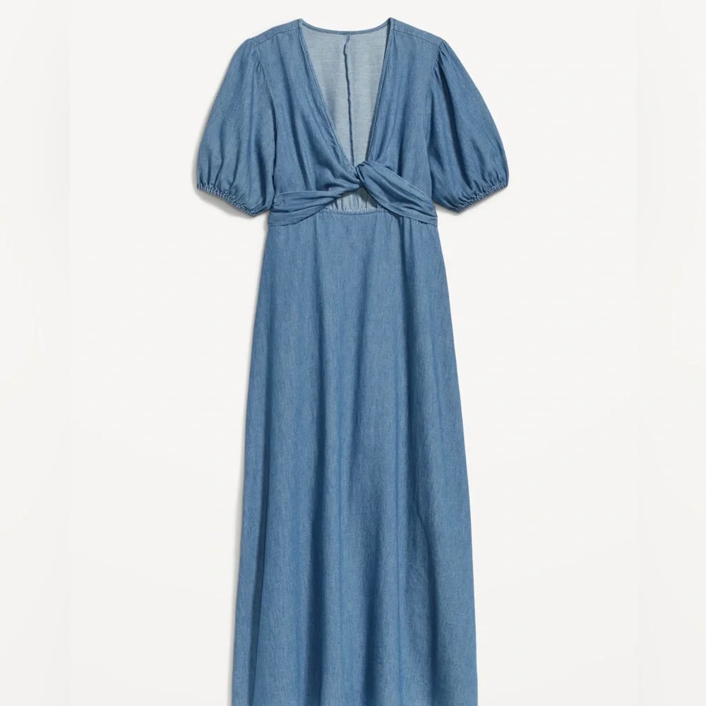 NWT! Women’s Fit & Flare Twist-Front Maxi Dress - Multiple Sizes 💛 - Picture 4 of 8